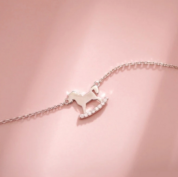 NEW 925 SILVER PLATED ROCKING HORSE NECKLACE - Picture 5 of 10